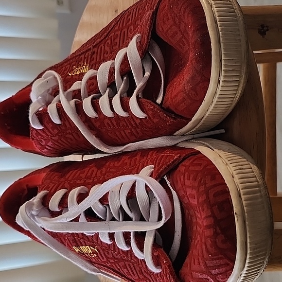 Luxury Vintage Suede Puma Sneaker - Picture 2 of 4